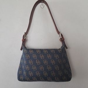 Dooney & Bourke small bag